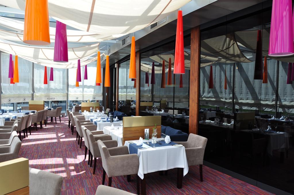 Hotel Aquarius Spa Колобжег Екстериор снимка The restaurant